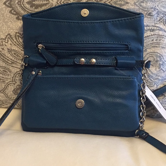 Nine West crossbody purse - Picture 4 of 6